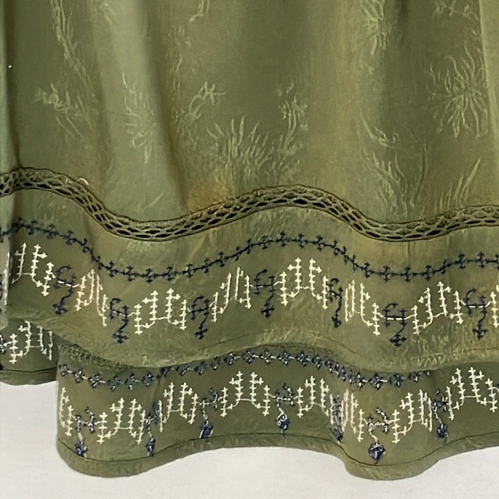 Knox Rose Embroidered boho Olive Green Women's Top - Picture 5 of 12